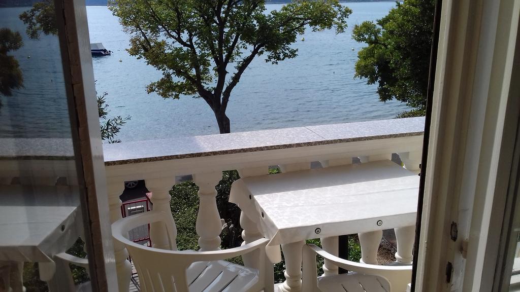 Branko Fabijanic Front Row By The Sea Apartman Selce Kültér fotó